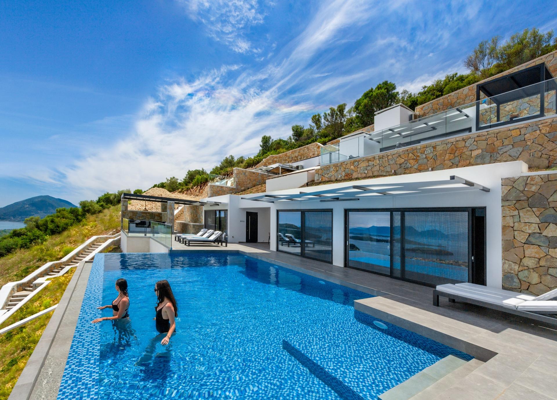 DESUN SUITES